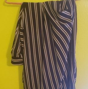 Torrid elastic crop pants